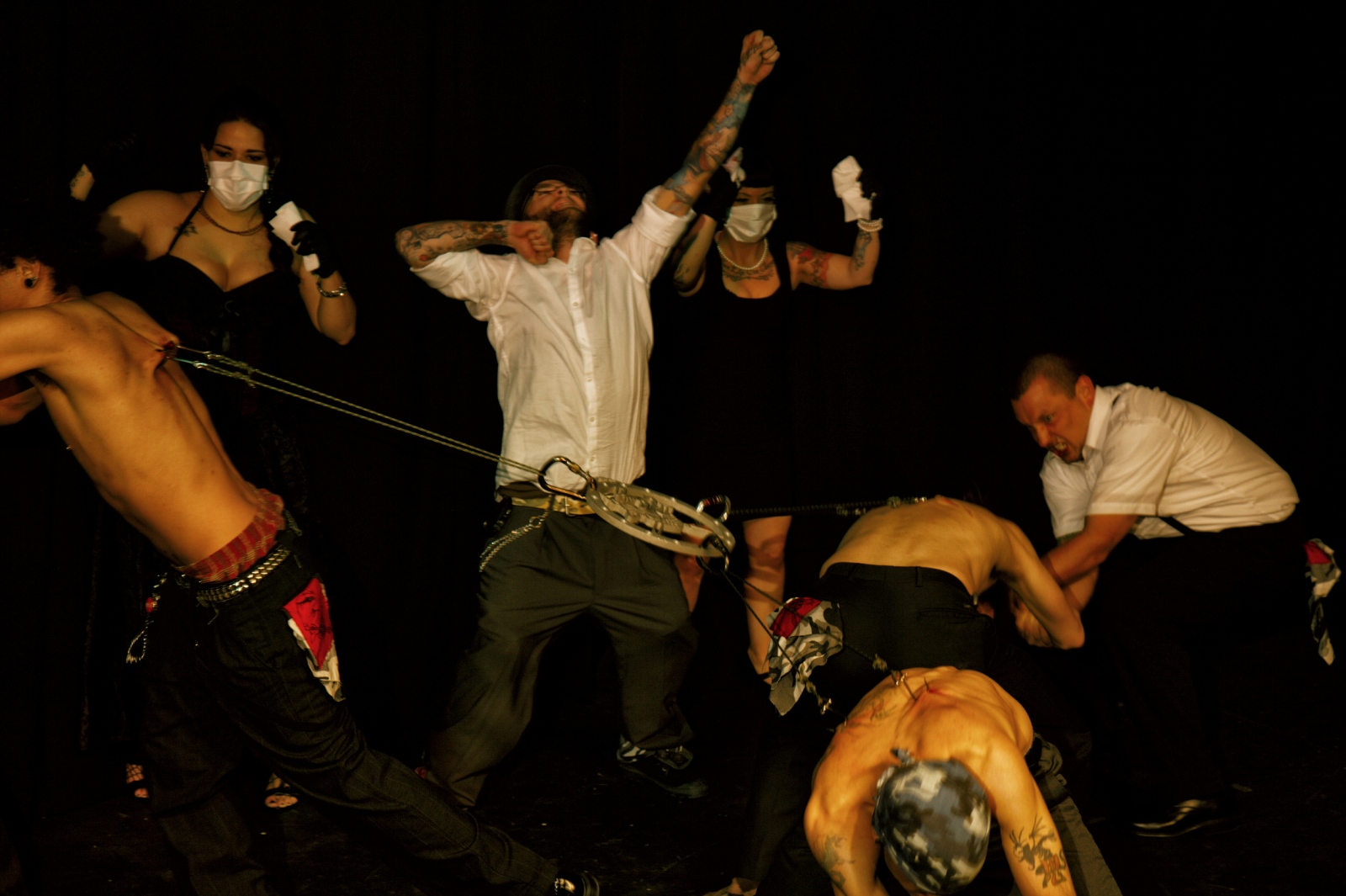 Art and Documentary Photography - Loading curiousPeoples2012_24.jpg