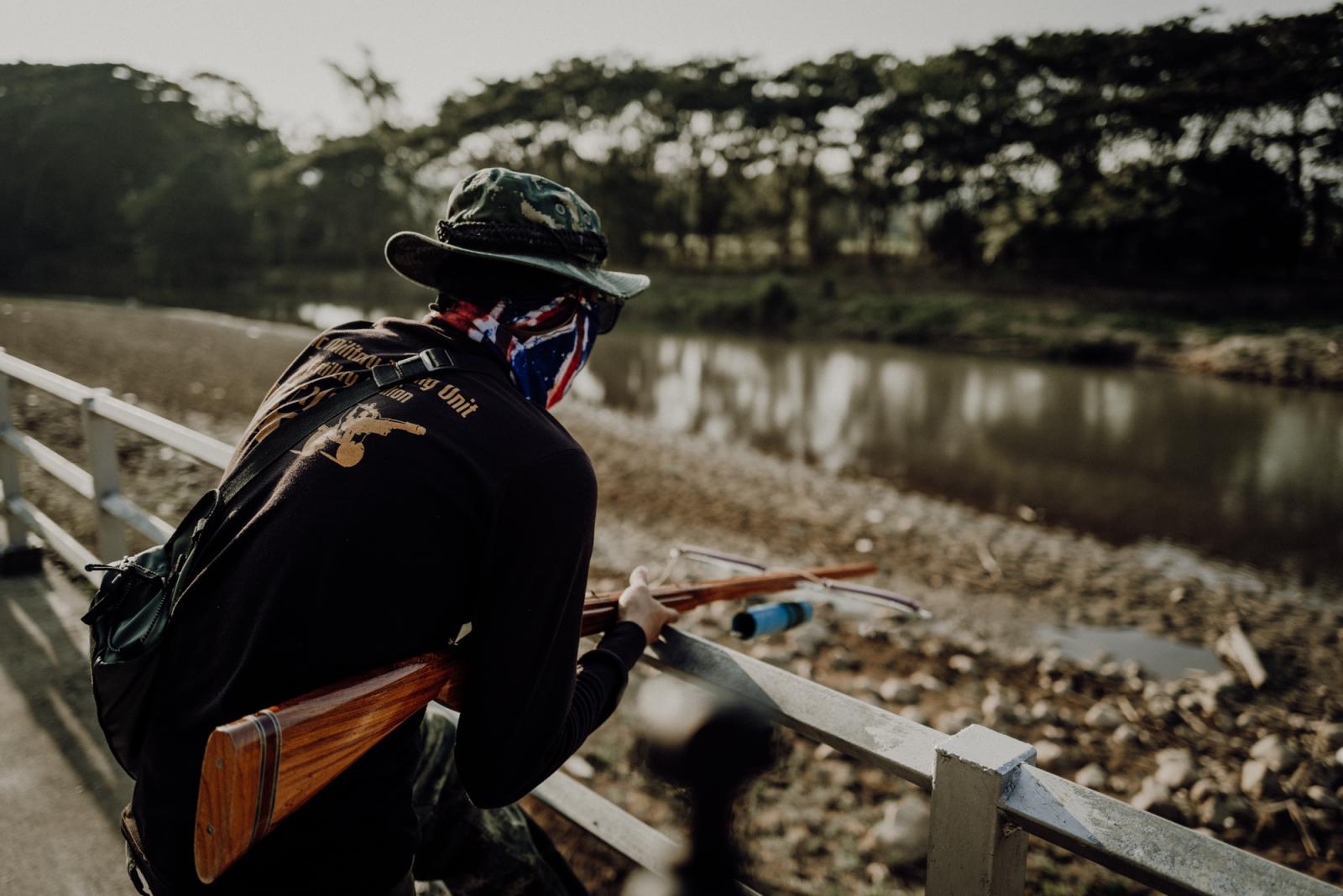 A Thai border guard, who wishes...ning hours Mae Sariang Thailand