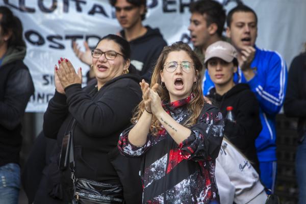 Daily Evictions in Barcelona: A Struggle for Survival -   