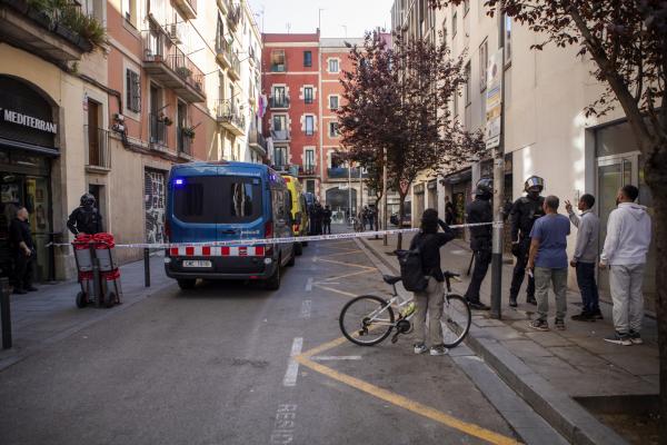 Daily Evictions in Barcelona: A Struggle for Survival -   