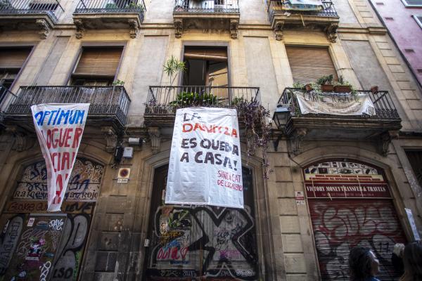 Daily Evictions in Barcelona: A Struggle for Survival -   