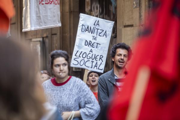 Daily Evictions in Barcelona: A Struggle for Survival -   