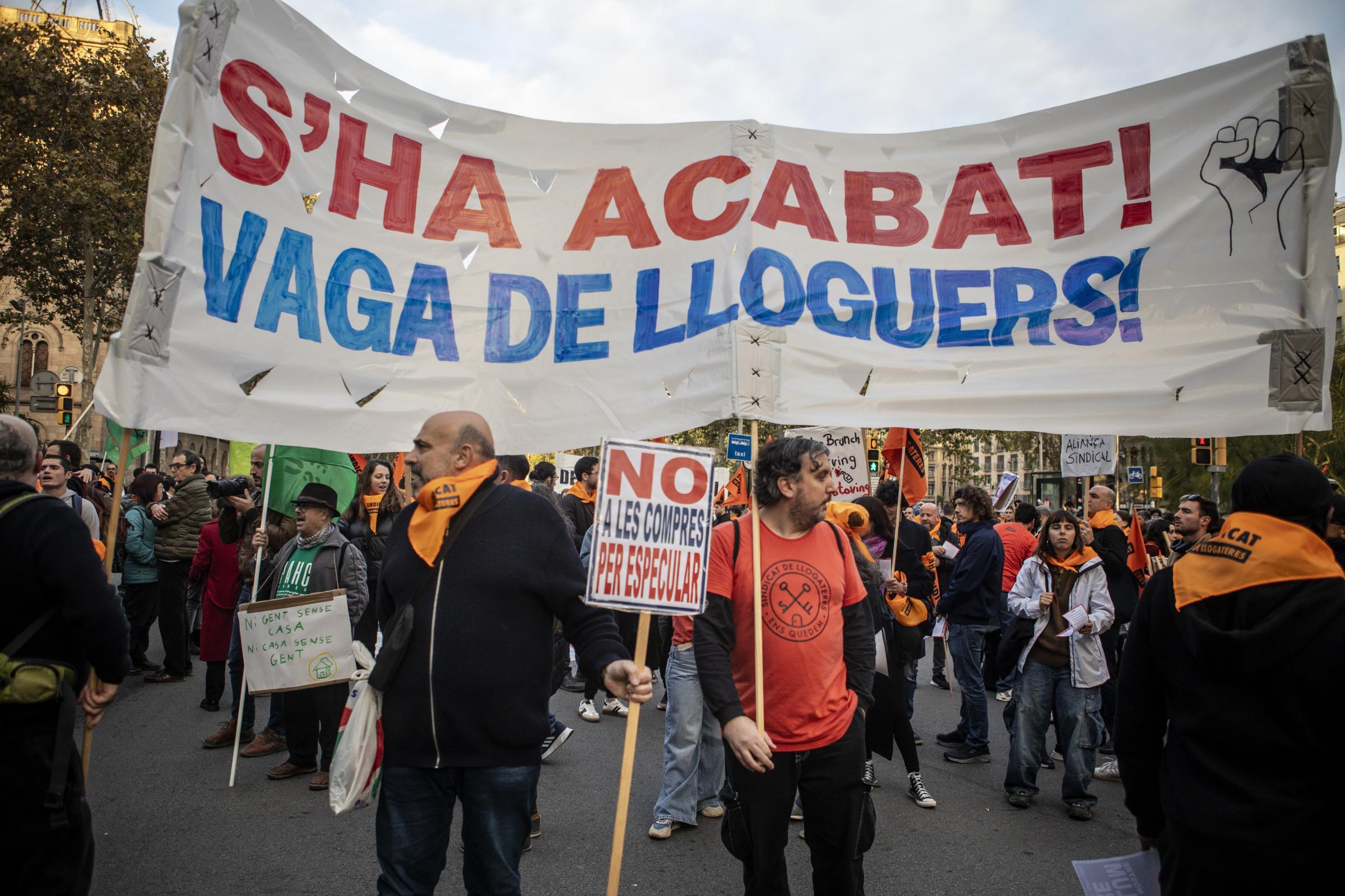 A historic demonstration against unattainable rental prices collapses Barcelona