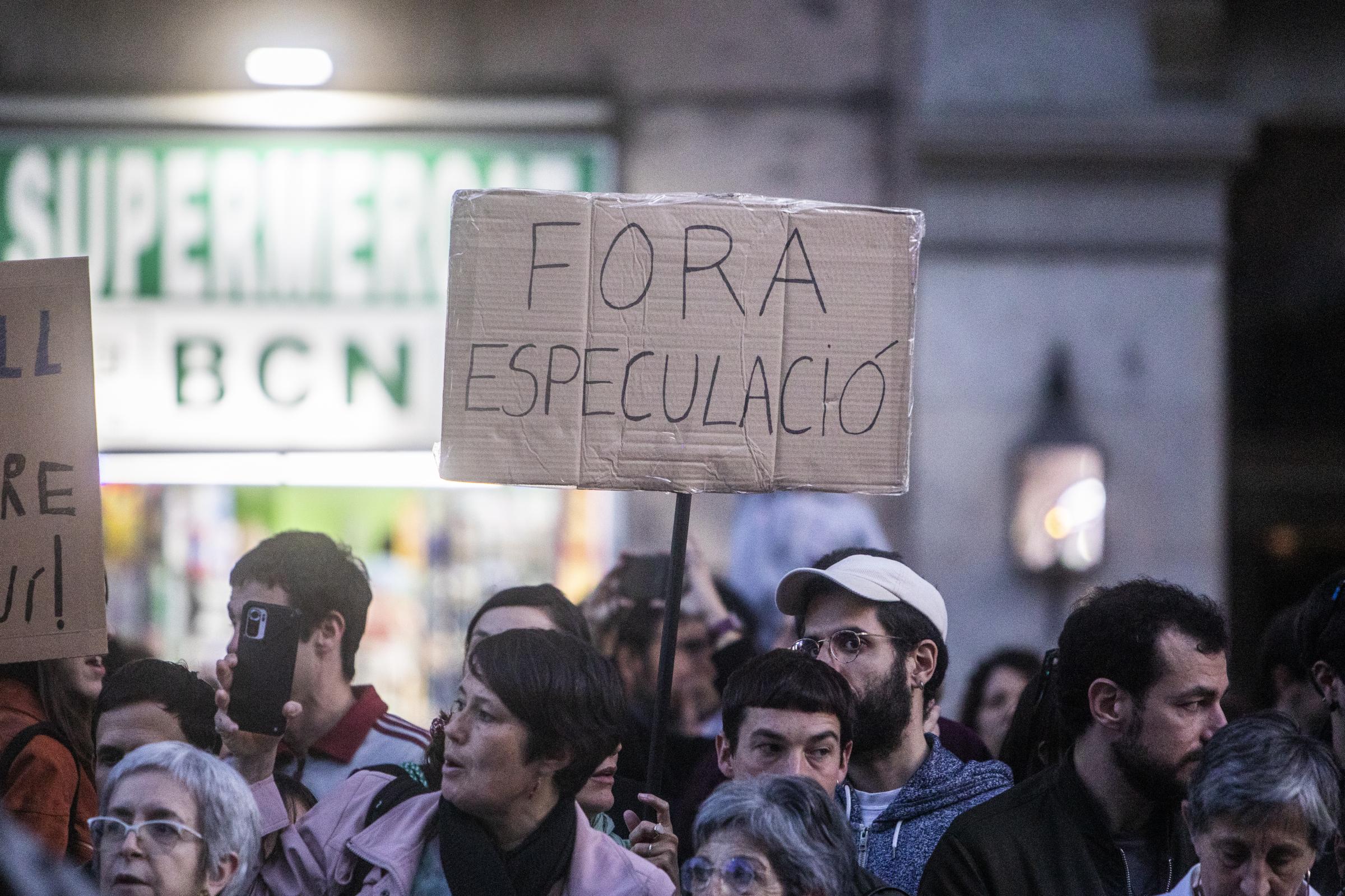 A historic demonstration against unattainable rental prices collapses Barcelona