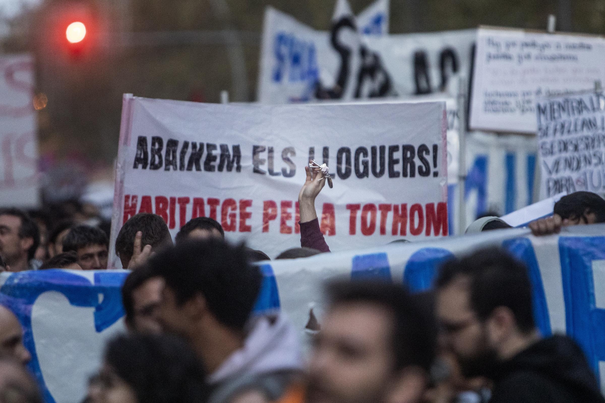 A historic demonstration against unattainable rental prices collapses Barcelona