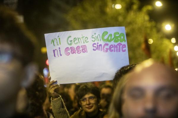 A historic demonstration against unattainable rental prices collapses Barcelona -   