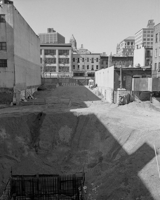 Image from B'klyn Changes -  Stagnant construction site, 388 Bridge Street, March 2011 