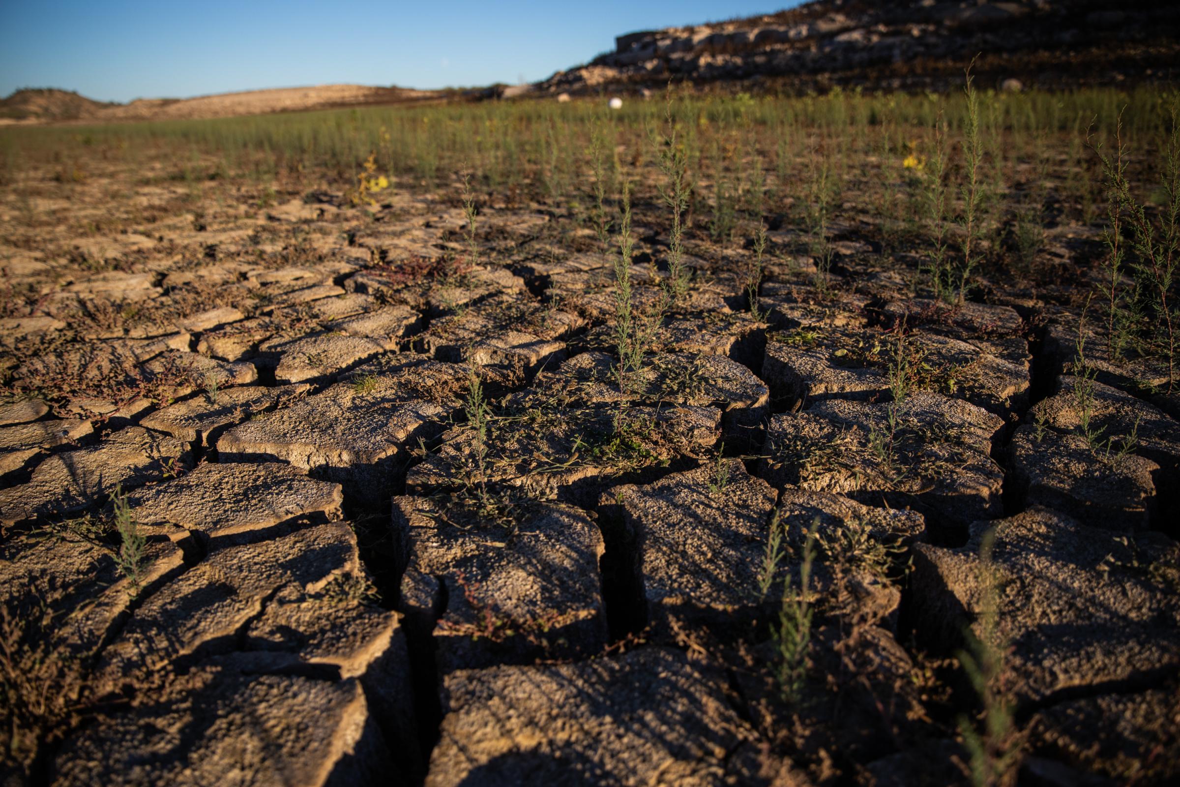 Spain's Drought Threatens Electricity Production At Mequinenza Plant - CASPE, SPAIN - NOVEMBER 05: Erosion of the land as the...