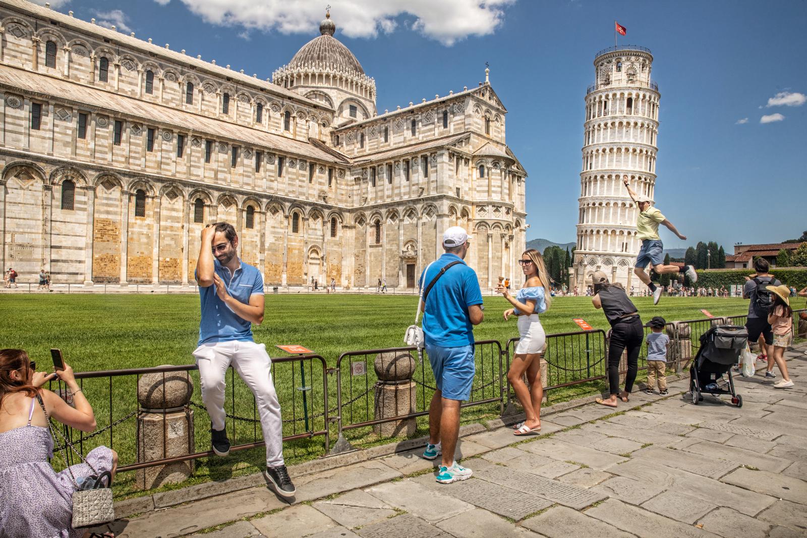 Selfies at The Leaning Tower of Pisa | Buy this image