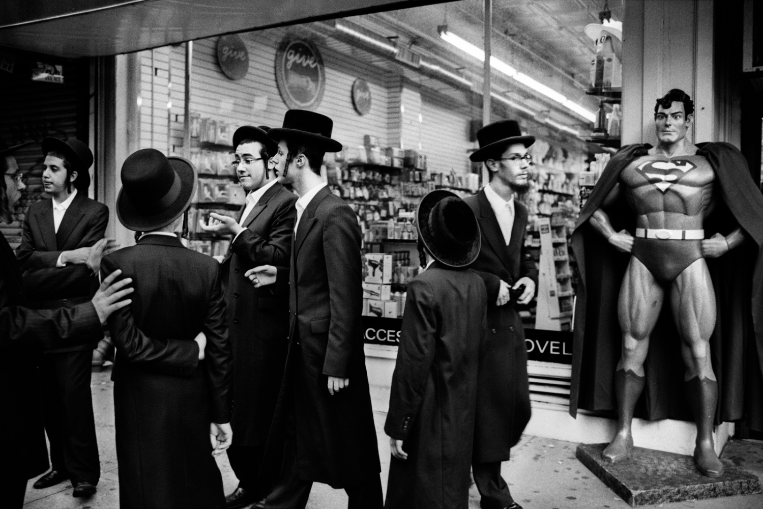 10013 Collection: 2014 - Superman & Young Orthodox Jews, Broadway & White...