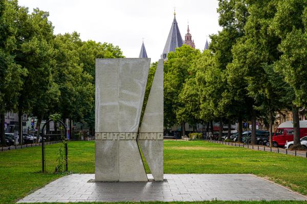 The German Unity Memorial | Buy this image