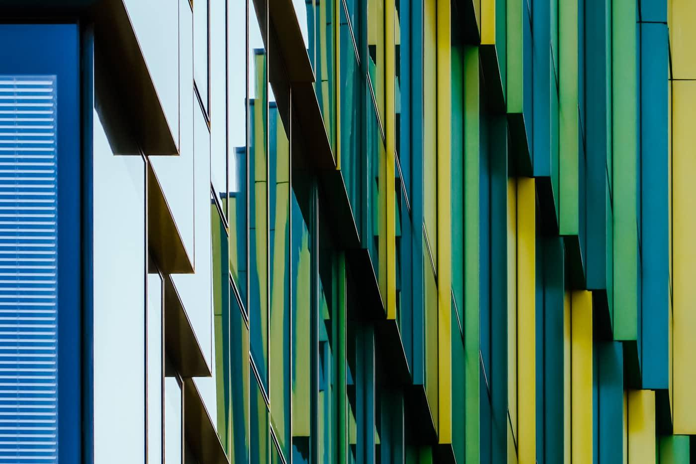 Art and Documentary Photography - Loading 1679407005-adf-web-magazine-munich-re-facade-symphony-of-colors-4.jpeg