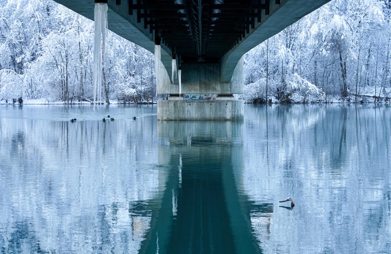 Alpine Serenity: Wintry Reflections