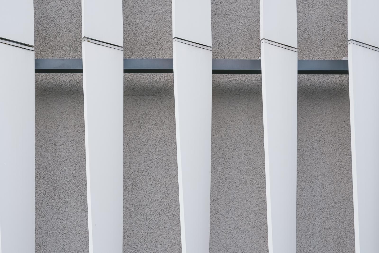 Image from New Photographs -  Ulm, Germany  # 4137 1/2024 Linear Textures: Rhythmic...
