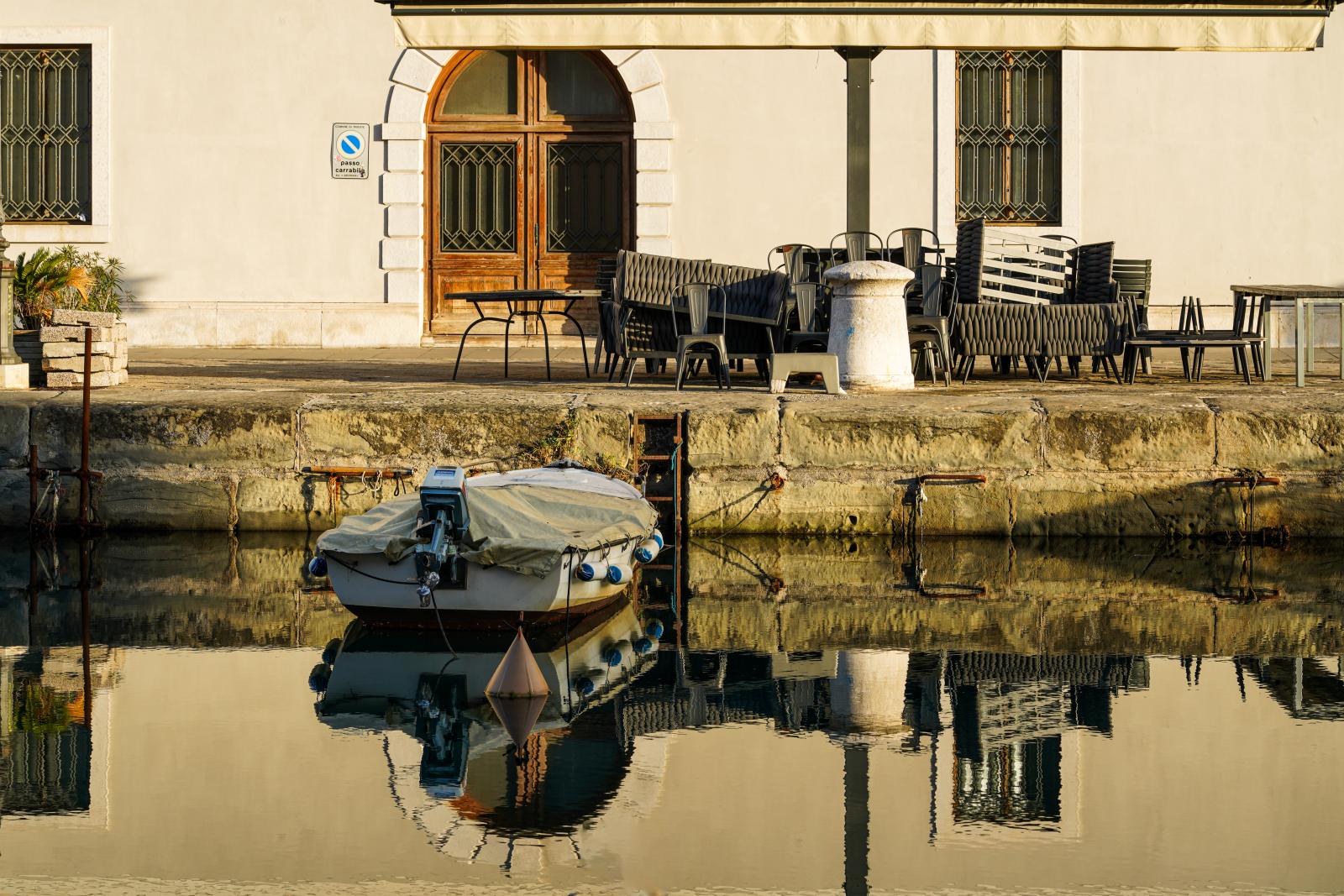 Morning Atmosphere in Trieste: Dawn’s Serenity on the Grand Canal | Buy this image