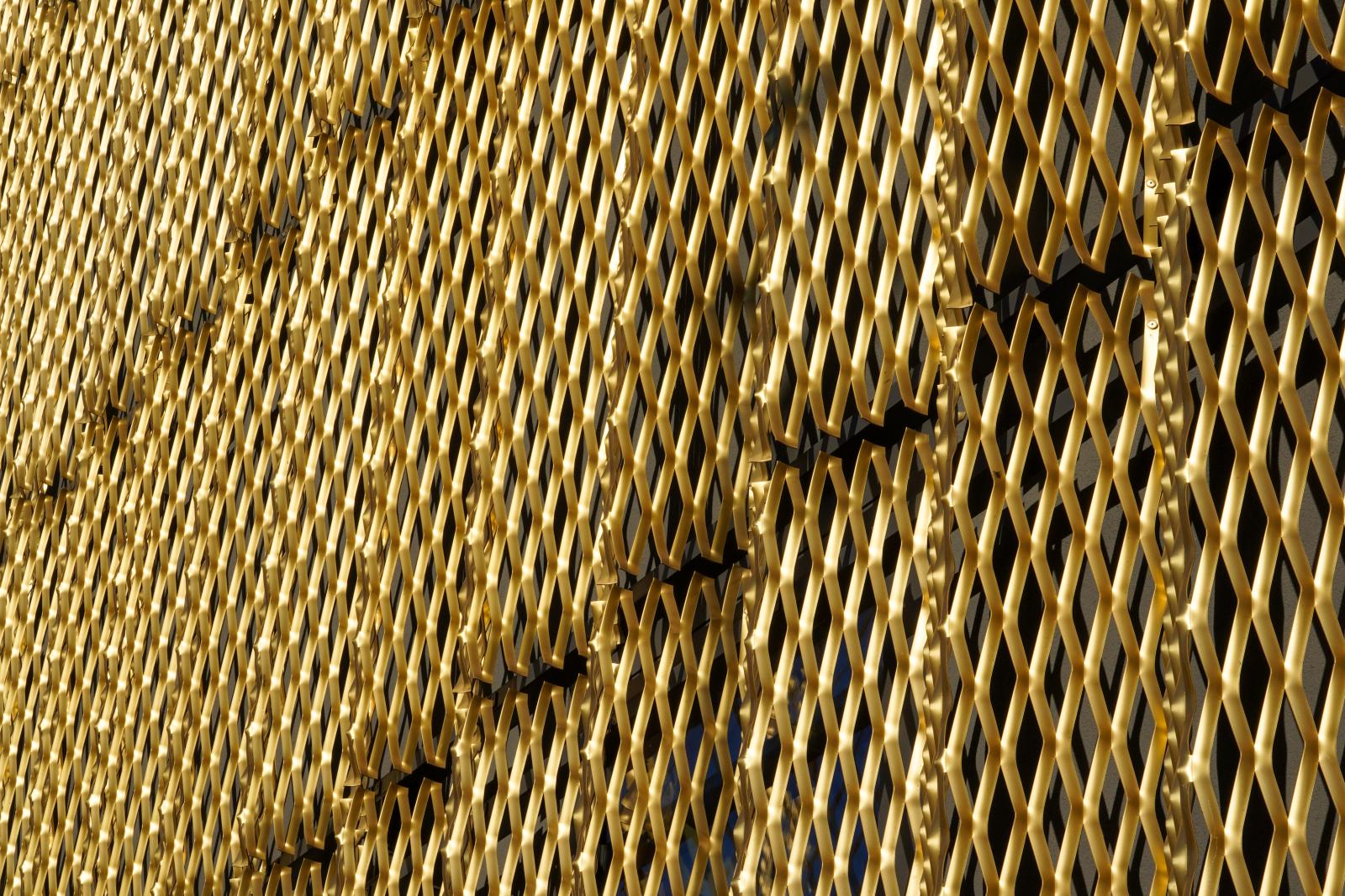 Geometric Glimmer: Golden Weave of Modernity
