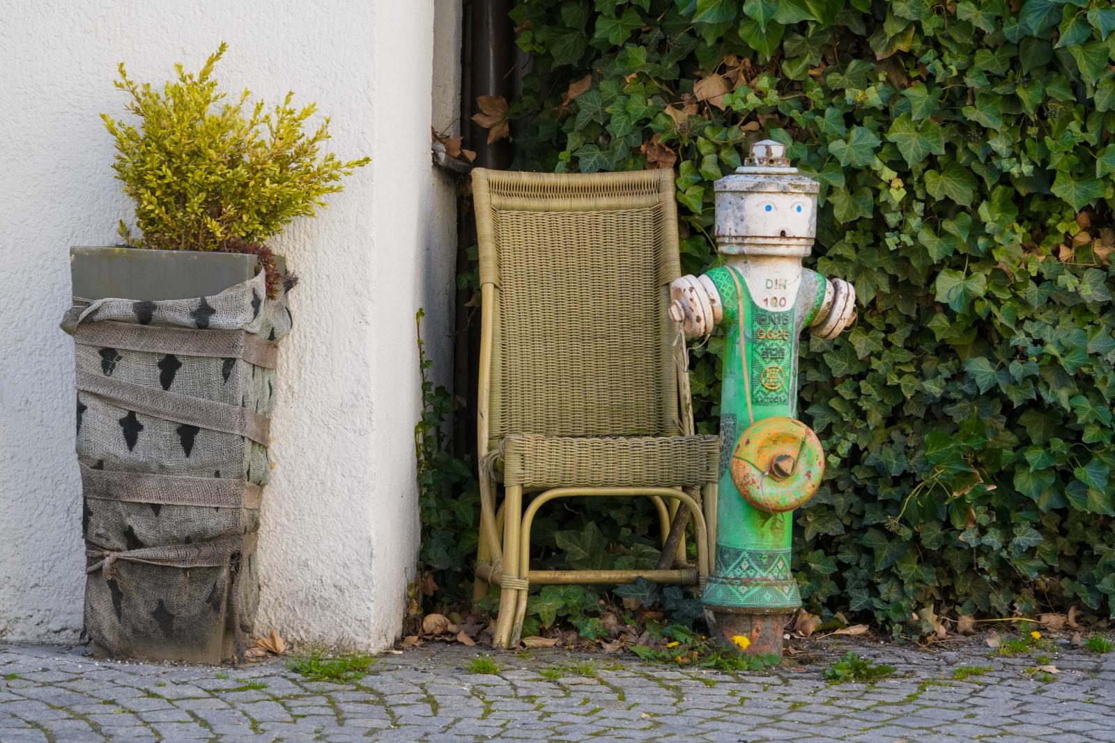 Image from New Photographs -  Kaufbeuren, Germany  # 4312 4/2024 Urban Still Life: The...