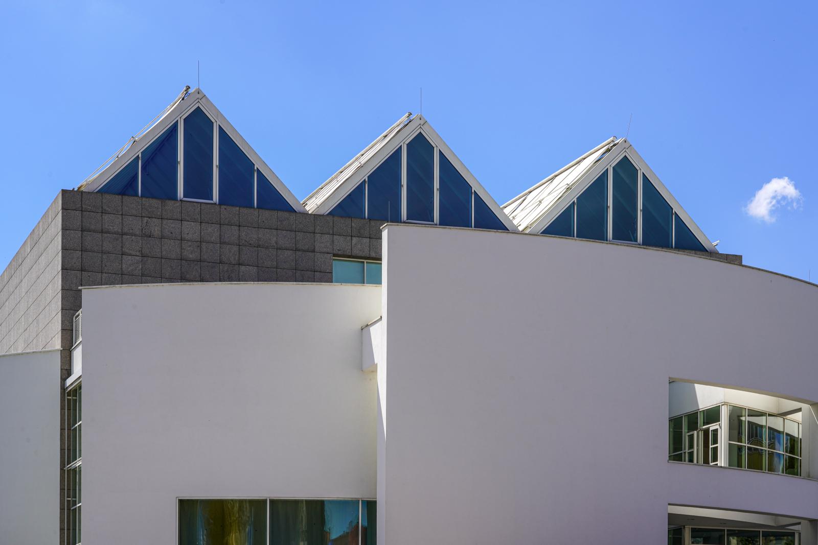 Stadthaus Ulm designed by New York Architect Richard Meier