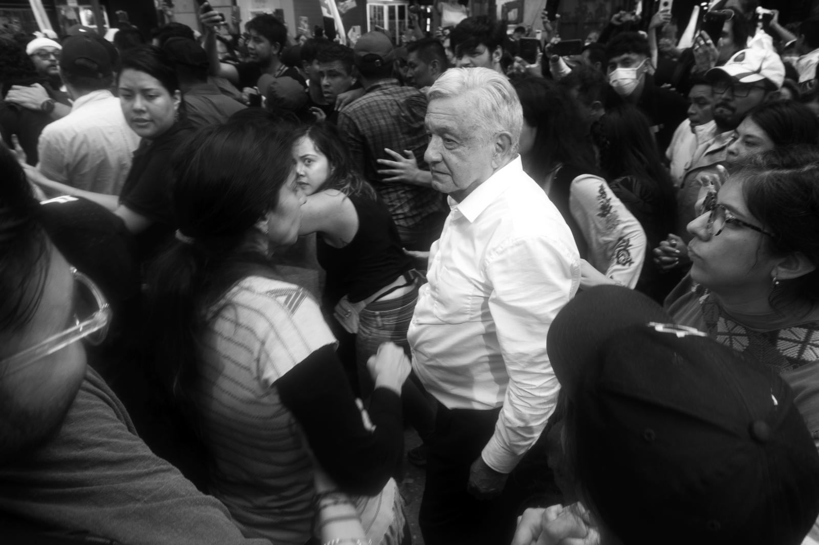 AMLO | Buy this image