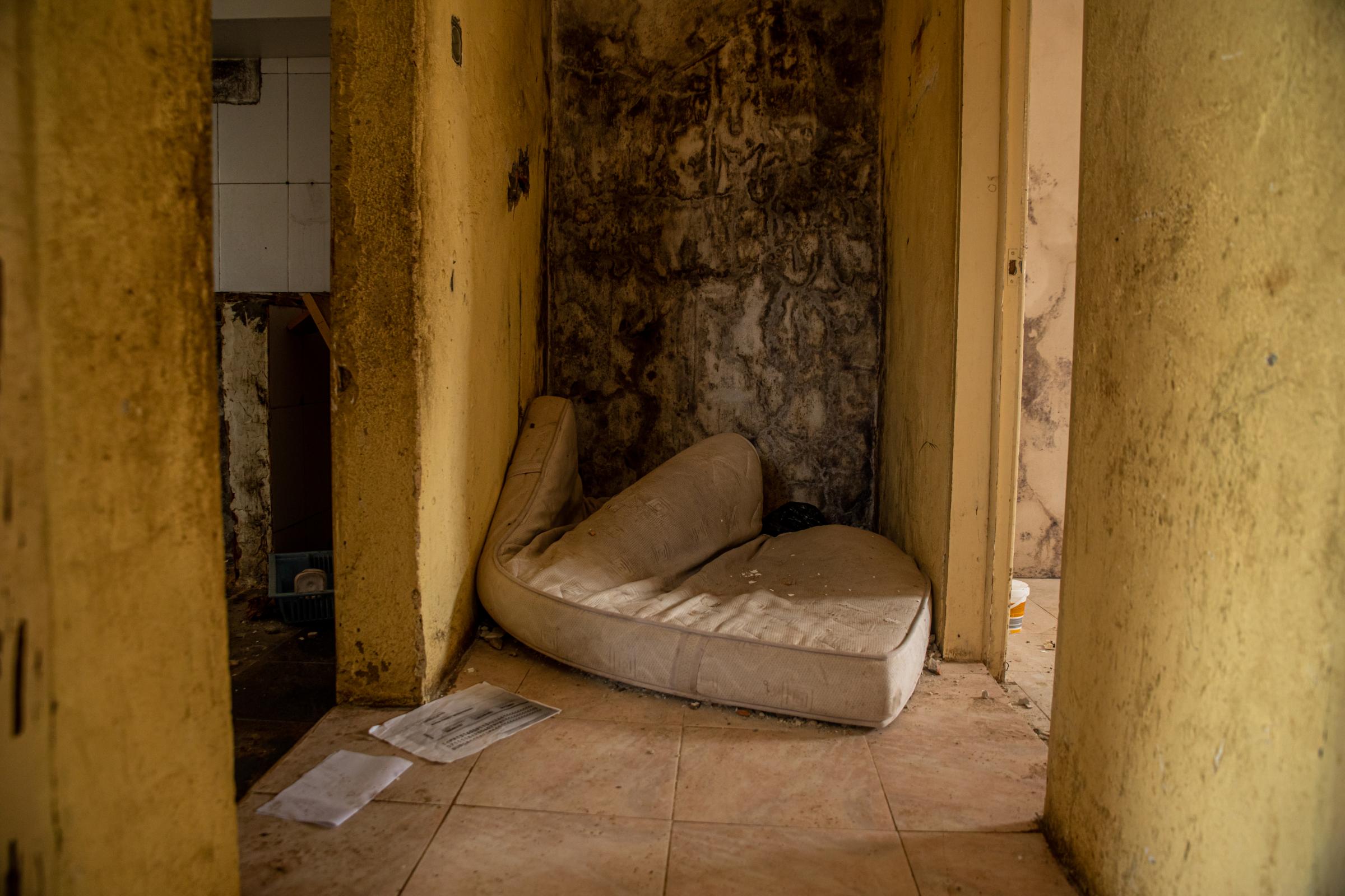The Aftermath 2º Torrão - October 21, 2022 - Abandoned house during the demolitions.