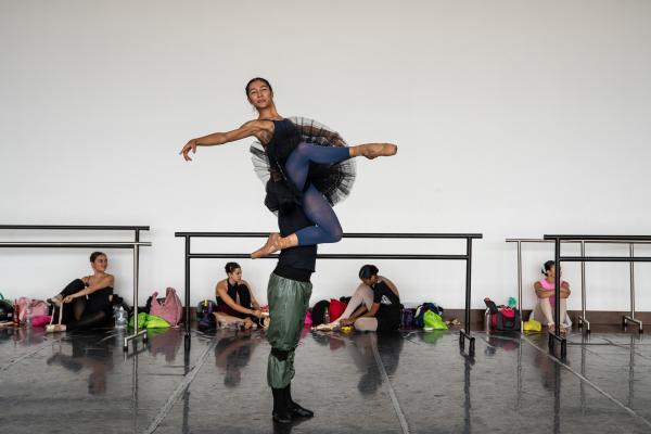 The promises of Colombian ballet emerge in this academy