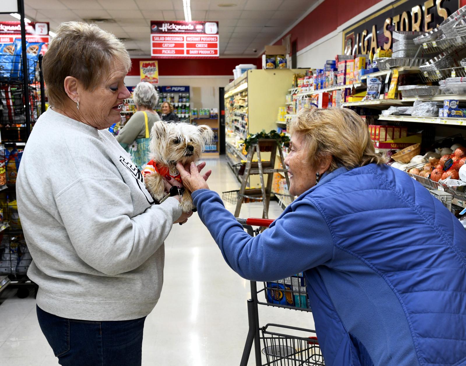Hickman IGA The last grocery store in Perry Eileen Wisniowicz