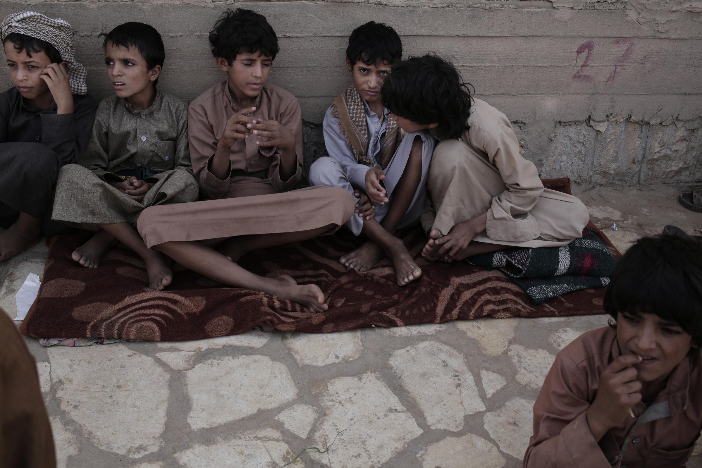 Children fight on front lines of Yemen war - Abdel Hamid and Morsal.