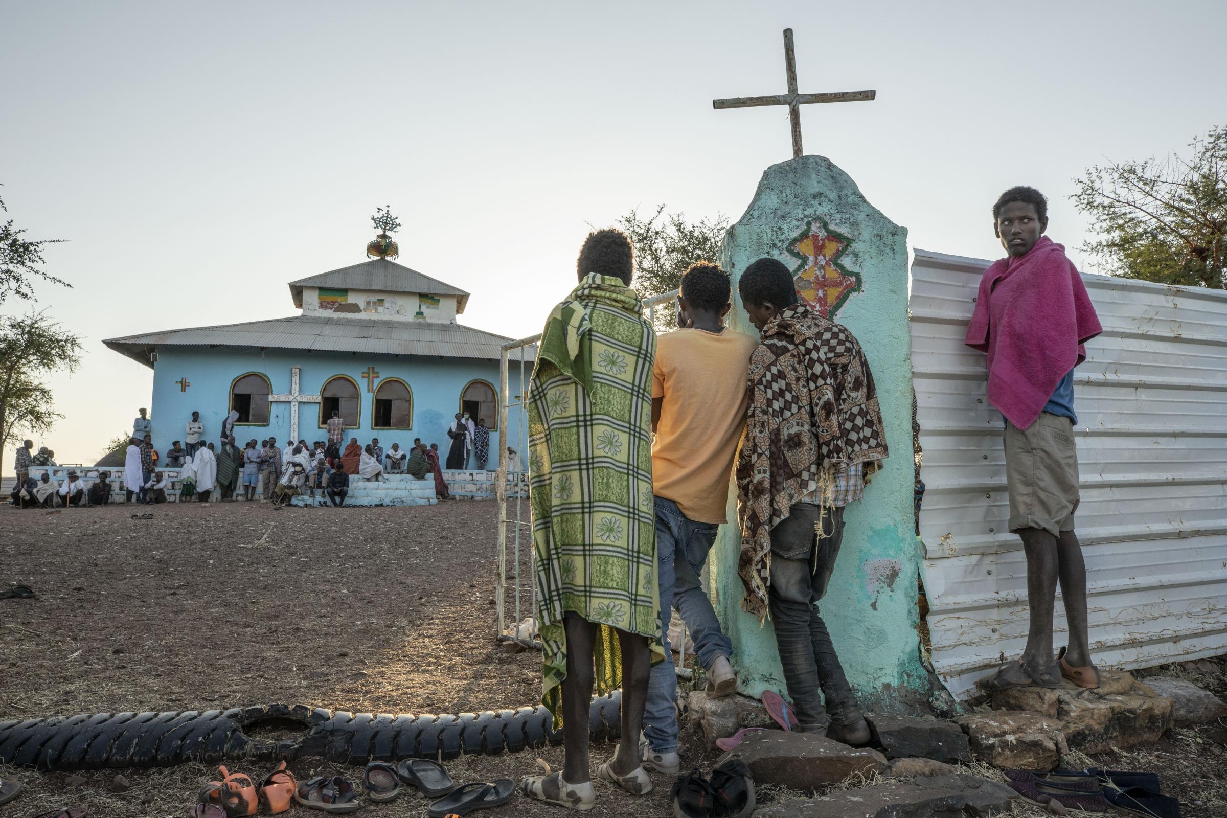 War forces thousands of Tigrayan's into Sudan - A priest speaks at Umm Rakouba refugee camp.