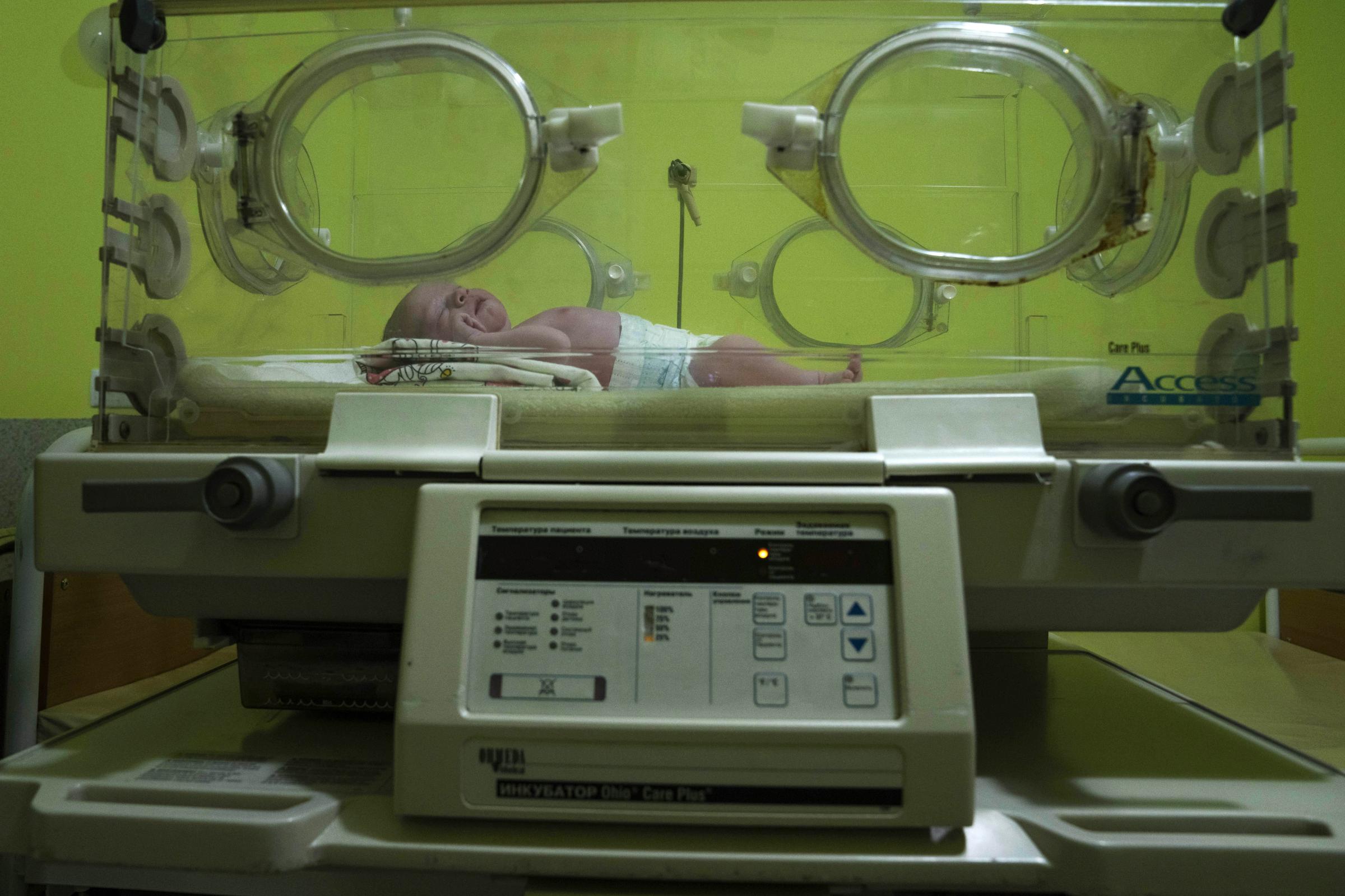  A pre-mature newborn in an incubator, at the Lviv Maternity Hospital. 