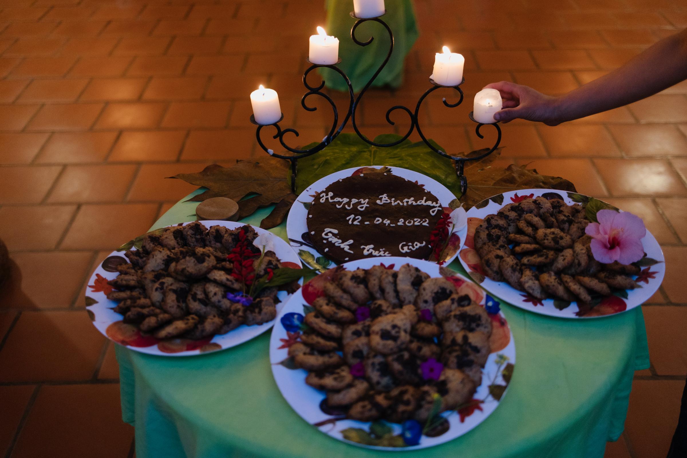 13th anniversary of Peaceful Bamboo Family (Tinh Truc Gia) - Candles on, meals well-served. All are ready for the party.