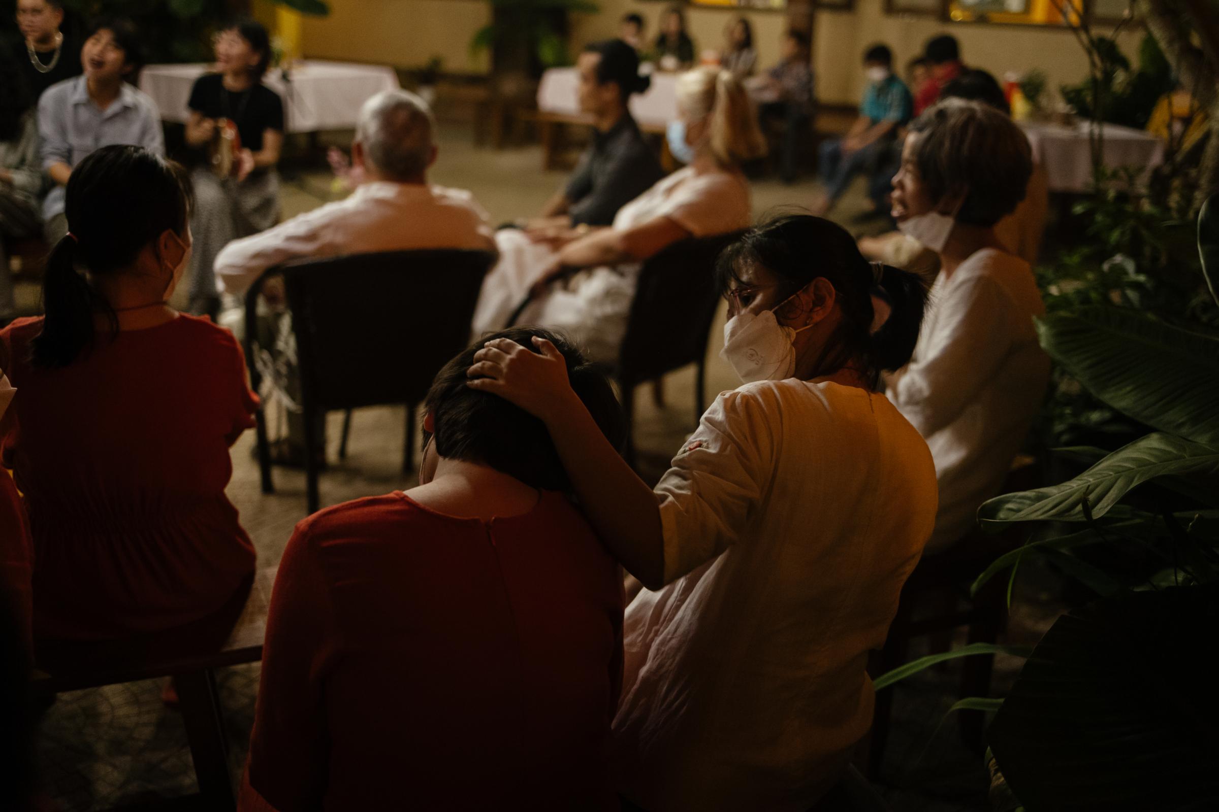 13th anniversary of Peaceful Bamboo Family (Tinh Truc Gia) - Quiet moments juxtaposed with loud ones.