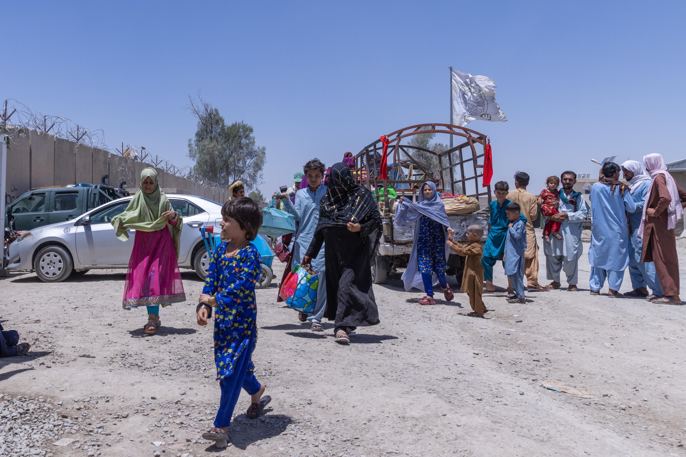 Report on the Forced Return of Afghan Migrants from Pakistan (via Spin Boldak & Torkham) - The zero point at the Afghanistan–Pakistan border in Spin Boldak, Kandahar, where a large number...