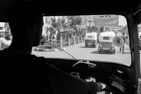 Ethiopia through the car window (12 images) - 