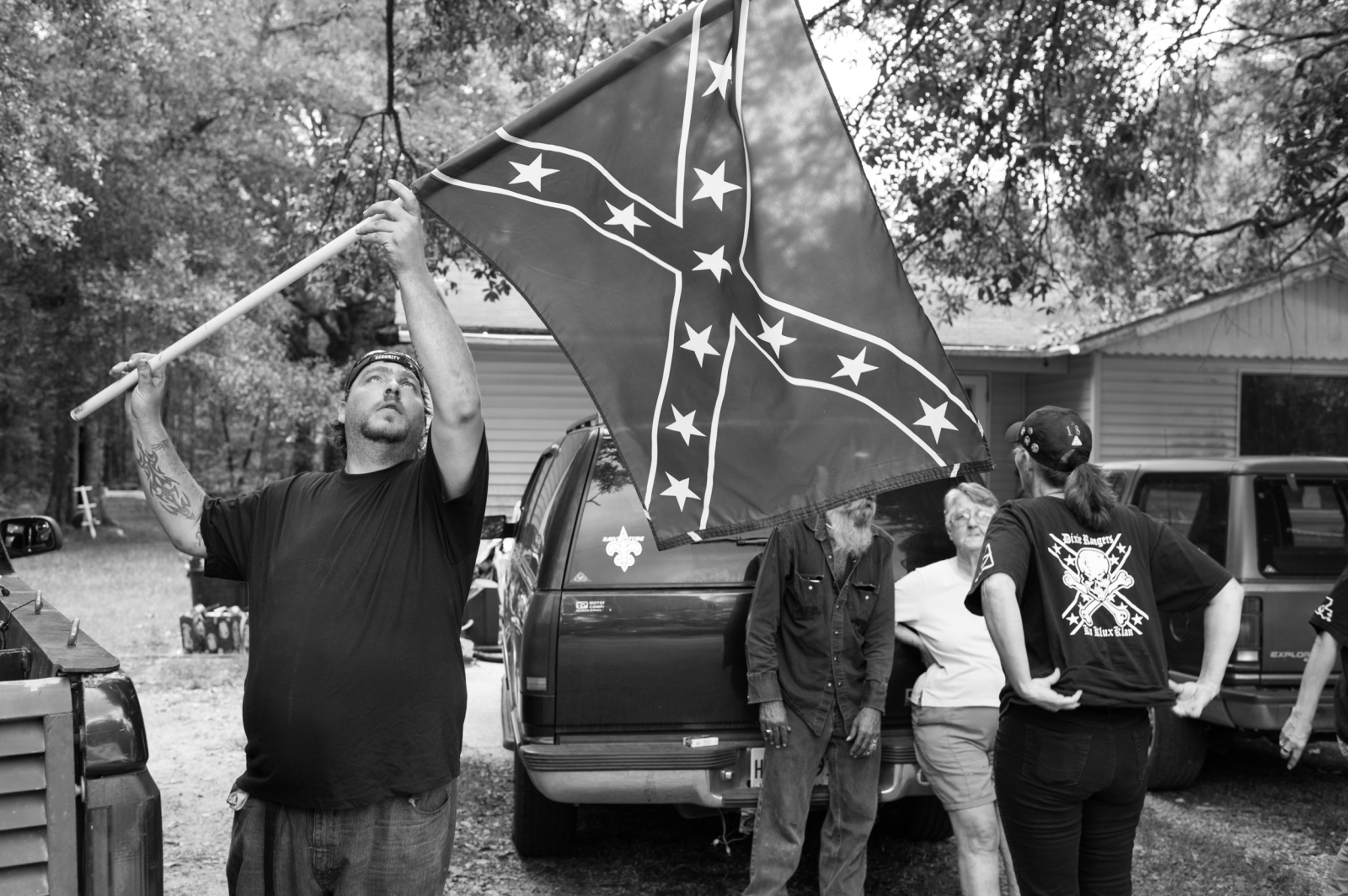 Ku Klux Klan -  Baton Rogue, Louisiana. Klansmen prepare for a...