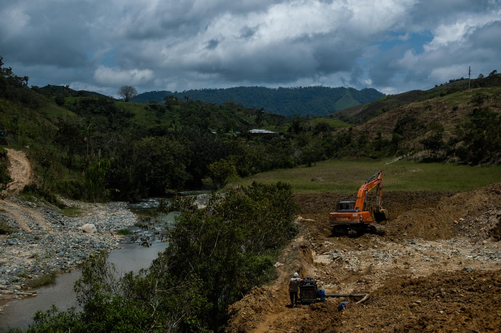 Illegal Gold Mining in Colombia