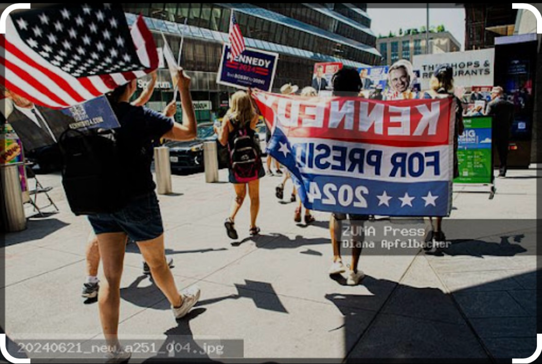 Supporters of RFK Jr rally