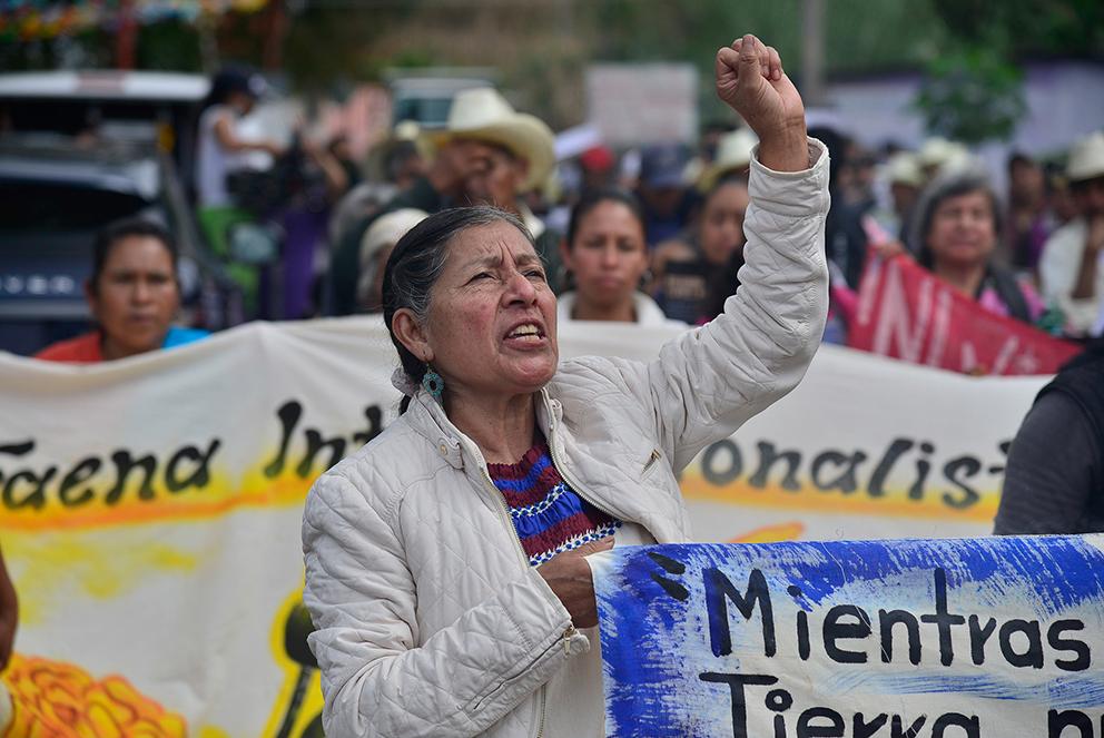 Tras protestas, familias de presos de Eloxochitlán logran mesa de trabajo para revisar los casos - Pie de Página