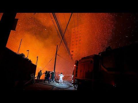 NO COMMENT TV: Fire ravages Chile's Vina del Mar seaside resort
