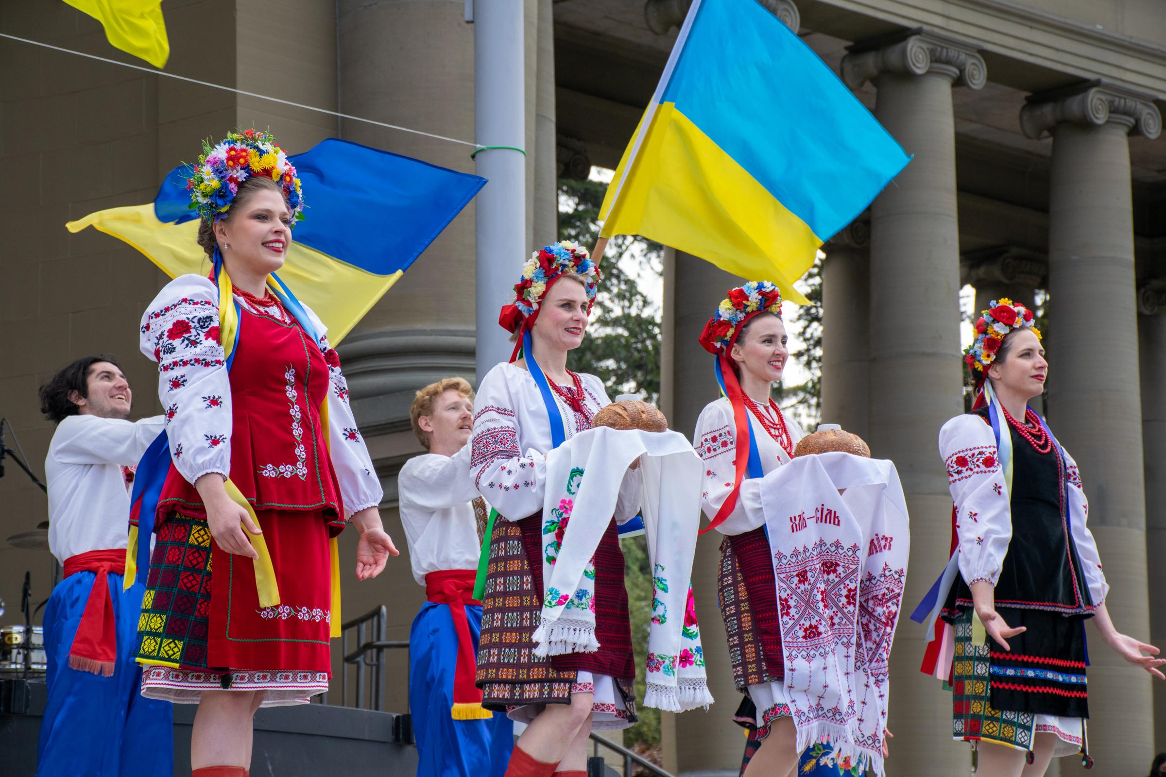 Concert for Ukraine -  Zoloti Maky, Ukrainian Dance Ensemble, performs a...