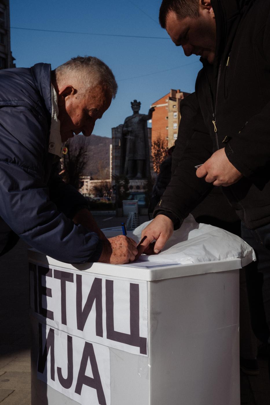 Petition in Mitrovica North led... build a new police base there.