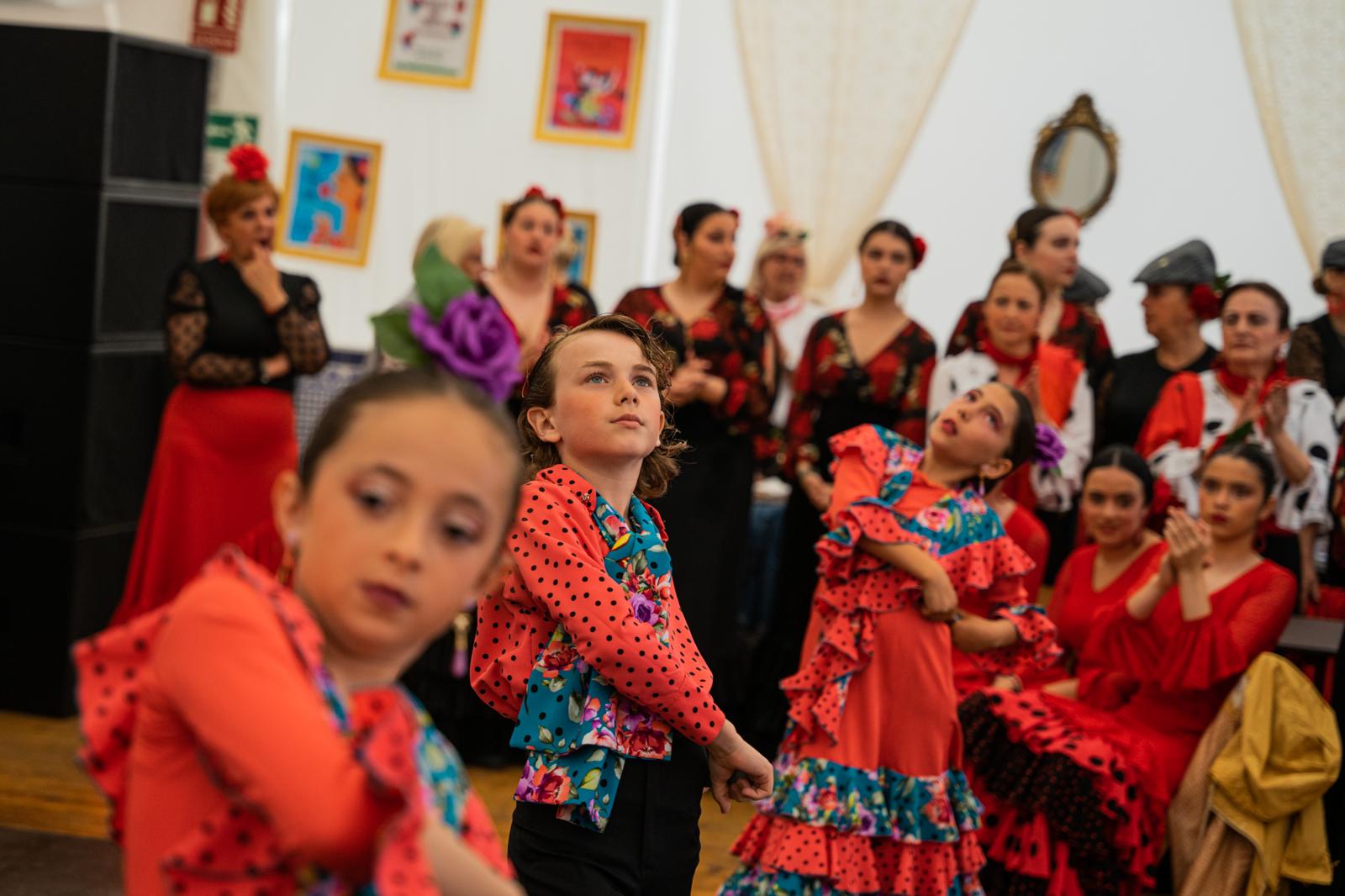  A group of children dance flam...lona, Spain, on April 22, 2023.