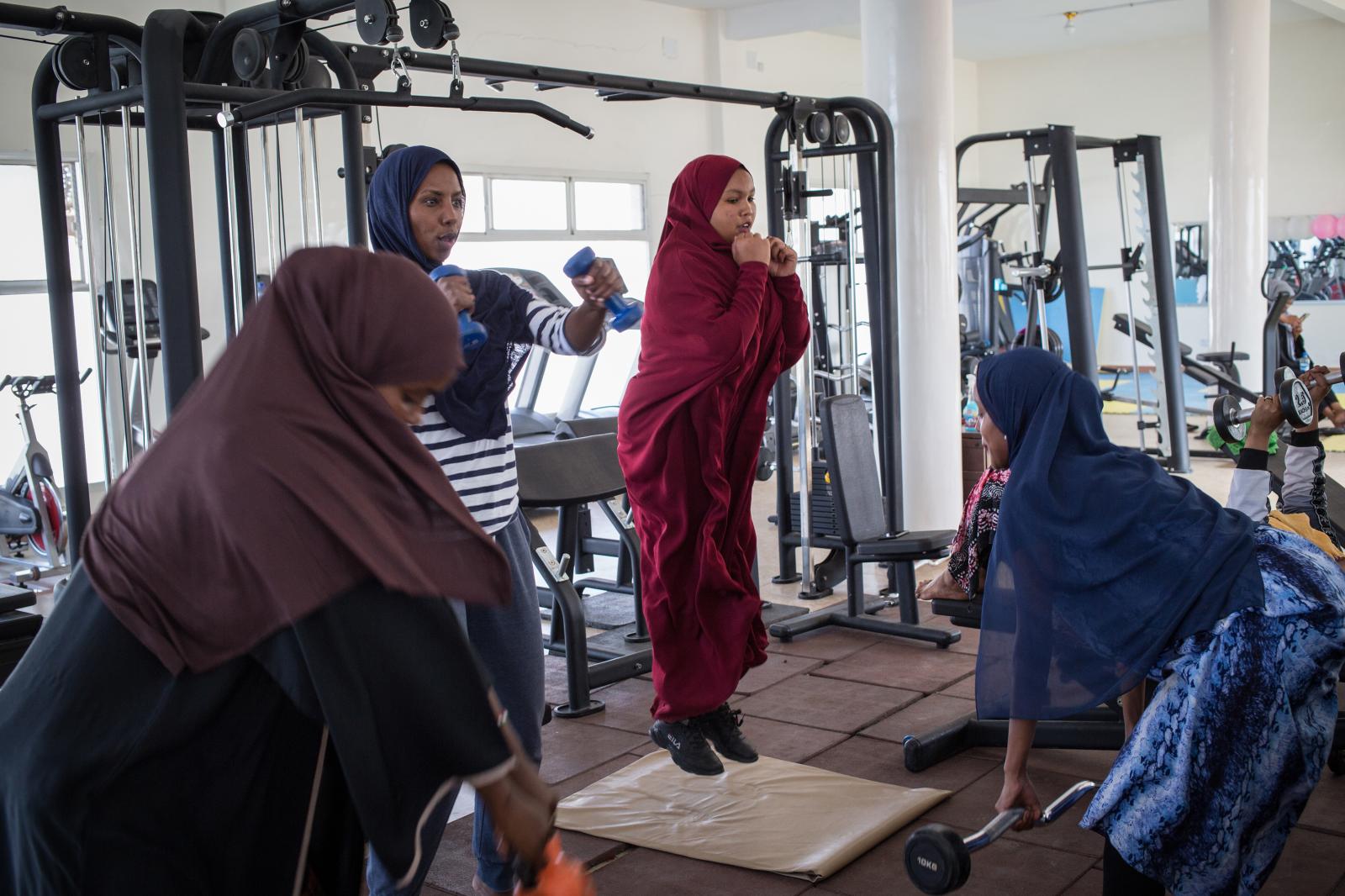Warda training female gym atten...a Saeed for The New York Times 