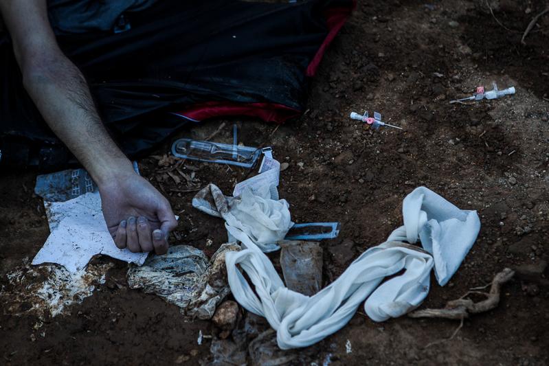 Seeking refuge  - LEBOS, GRECEE - October 30: A medical team tries...
