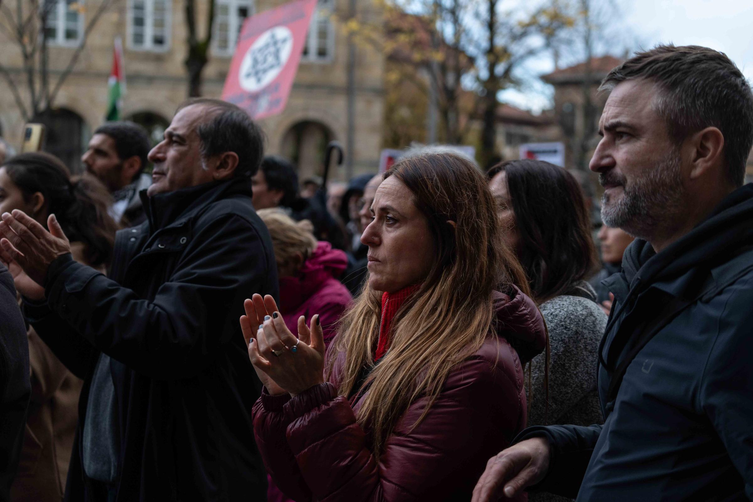 Over 3,000 people form human mosaic in Spain to support Palestine - GERNIKA, SPAIN - DECEMBER 8:  Itziar Itu&ntilde;o, famous actress for her work in the series...