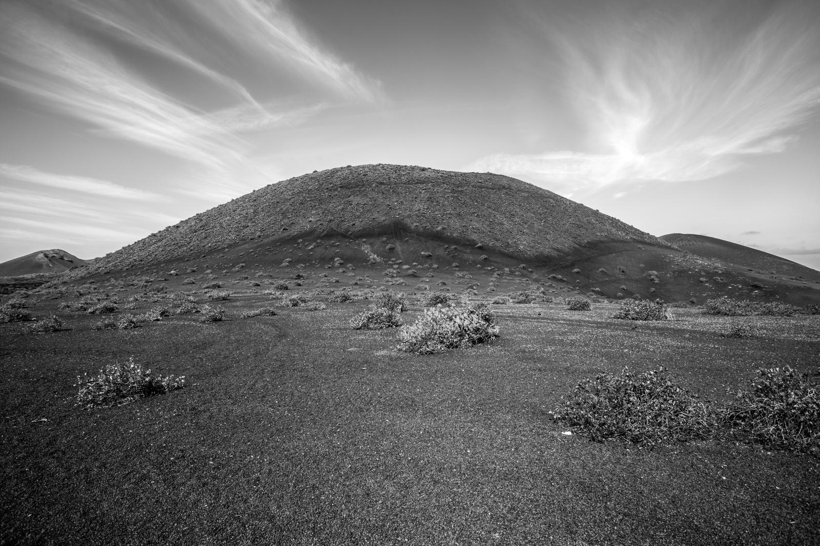 LANZAROTE, CANARY ISLANDS &...iew of Timanfaya National Park.