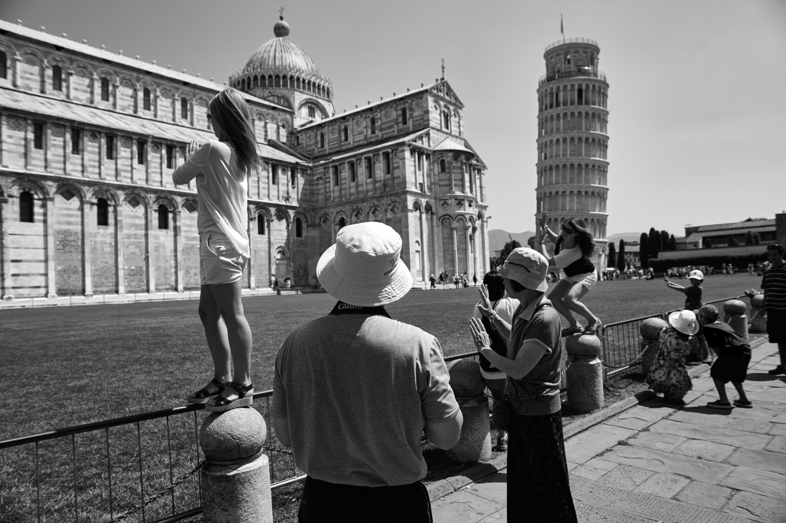 Taking photos at the Leaning Tower of Pisa | Buy this image