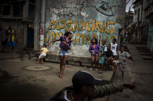 Pasinho: A New Dance Takes of in Rio's Favellas - ...