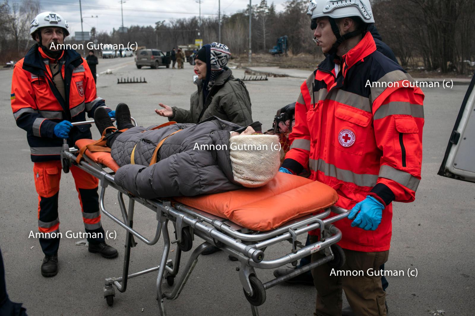 Ukraine-Paramedics-1