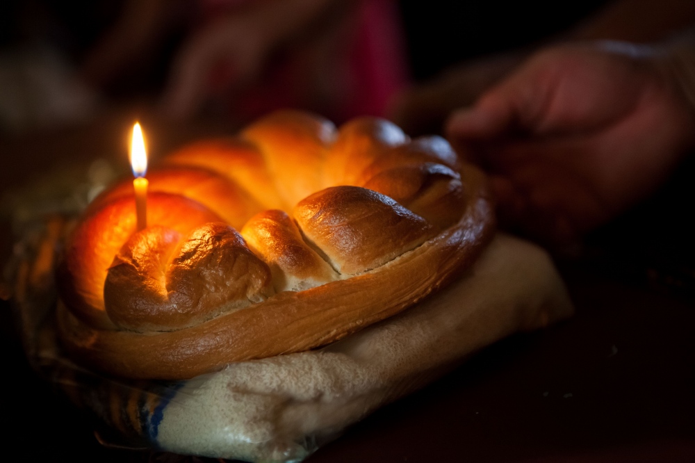 Bread present at a Moldovan Orthodox Funeral