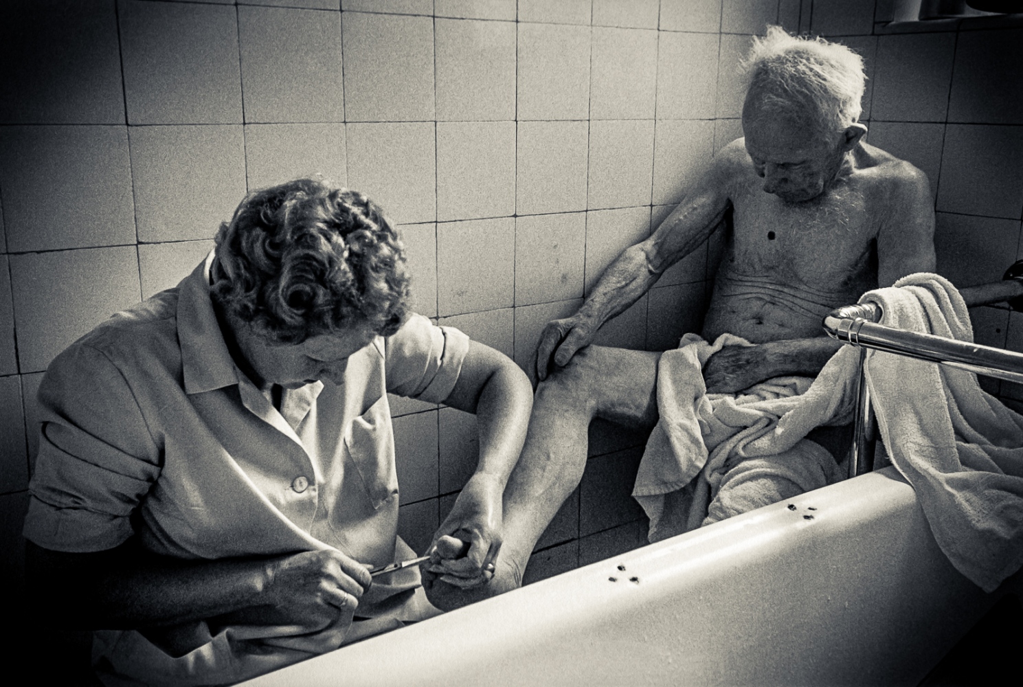 Art and Documentary Photography - Loading IMG_20160601_0010.jpg